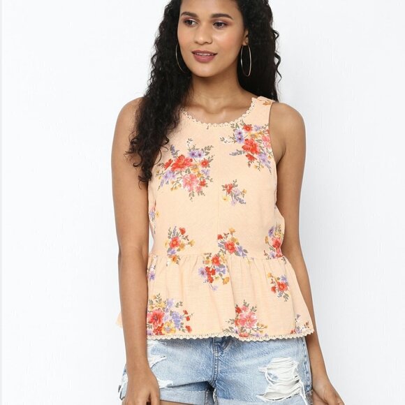 American Eagle Floral Print Peplum Tank Top Size M - Picture 2 of 12